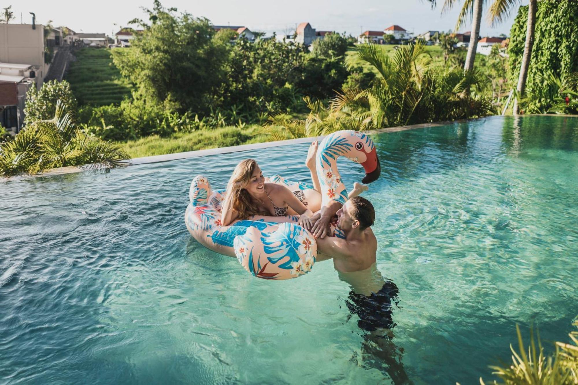 Astera Luxury Resort & Spa Canggu By Ini Vie Hospitality 外观 照片